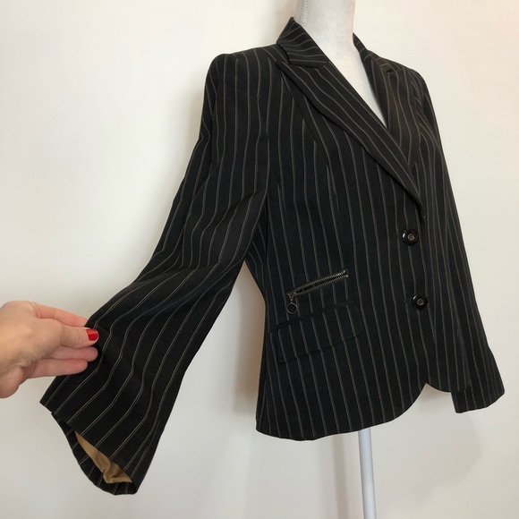 Isabel & Nina black and Gold Pin Stripe Blazer - Picture 8 of 8